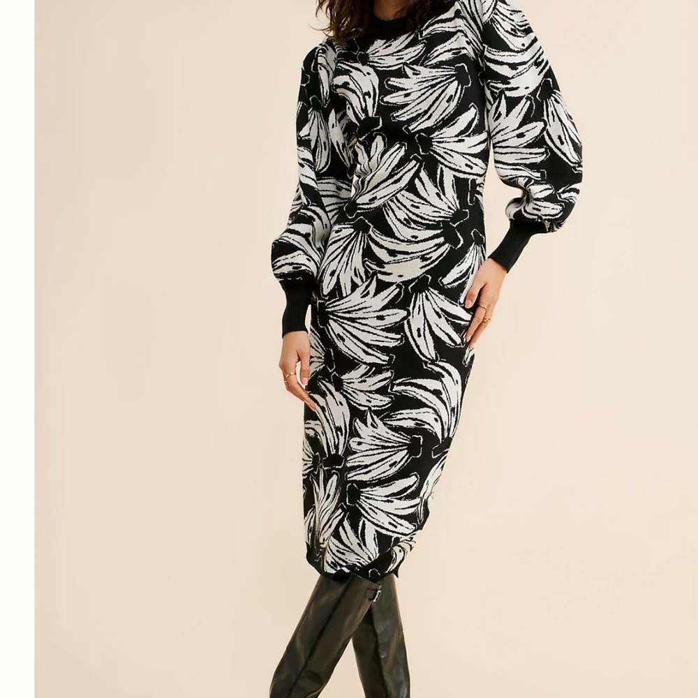 FARM Rio Black and White Leaf Print Long Sleeve Dress